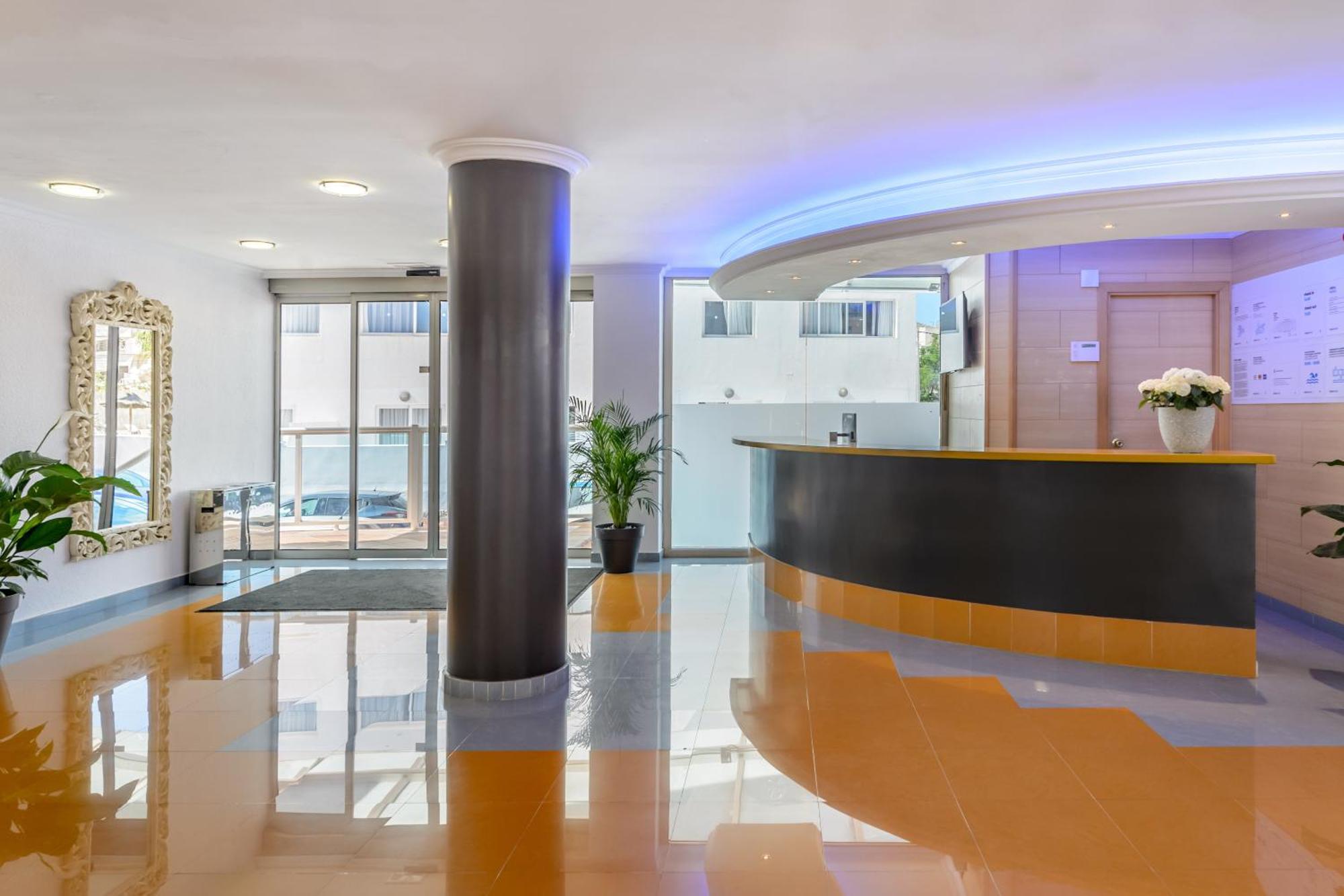Aparthotel Vibra Sanan - Adults Only San Antonio  Kültér fotó