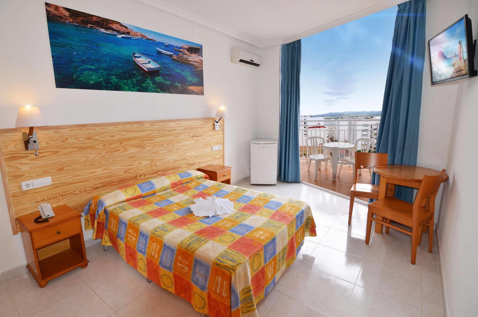 Aparthotel Vibra Sanan - Adults Only San Antonio  Kültér fotó